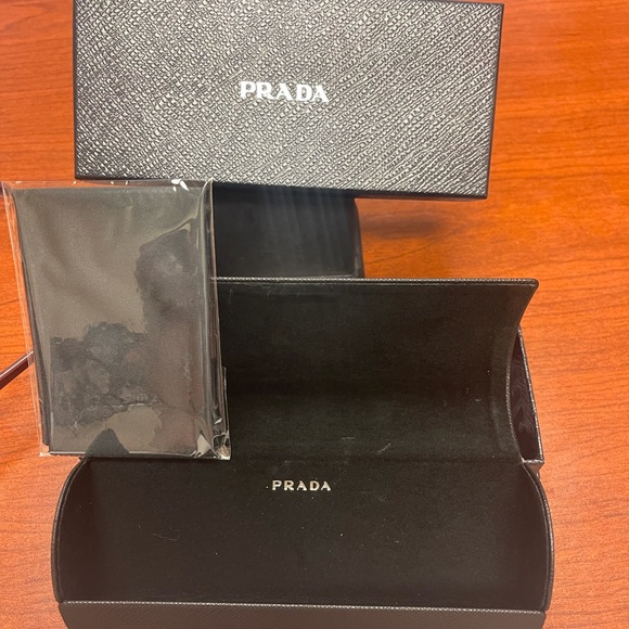 Prada glasses - Picture 2 of 9